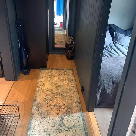 Anna's Apartment, Tromsdalen טרומסה